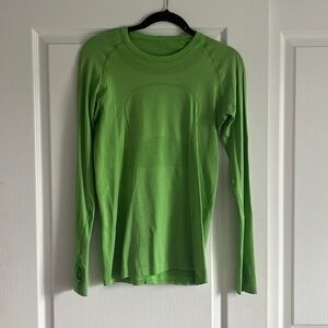 Lululemon Swiftly Relaxed Long-Sleeve Shirt *Hip Length, Size8, Color:Lime Green
